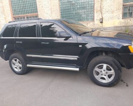 Черный Джип Гранд Чероки, объемом двигателя 3 л и пробегом 300 тыс. км за 5500 $, фото 2 на Automoto.ua