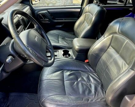 Черный Джип Гранд Чероки, объемом двигателя 2.7 л и пробегом 320 тыс. км за 2500 $, фото 6 на Automoto.ua