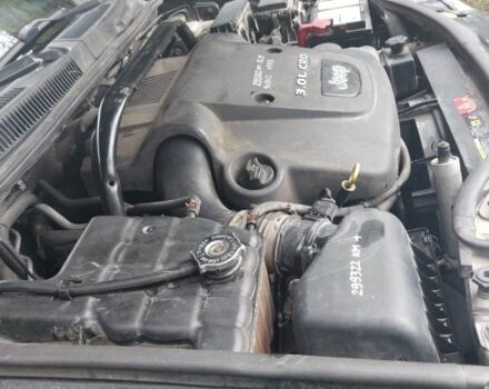 Черный Джип Гранд Чероки, объемом двигателя 3 л и пробегом 300 тыс. км за 5500 $, фото 19 на Automoto.ua