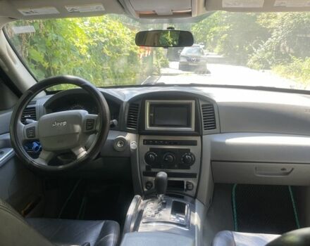 Чорний Джип Grand Cherokee, об'ємом двигуна 3 л та пробігом 362 тис. км за 9000 $, фото 6 на Automoto.ua