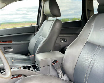 Черный Джип Гранд Чероки, объемом двигателя 0 л и пробегом 360 тыс. км за 5650 $, фото 20 на Automoto.ua