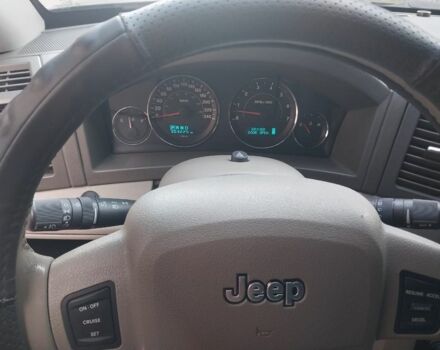 Черный Джип Гранд Чероки, объемом двигателя 3 л и пробегом 300 тыс. км за 5500 $, фото 5 на Automoto.ua
