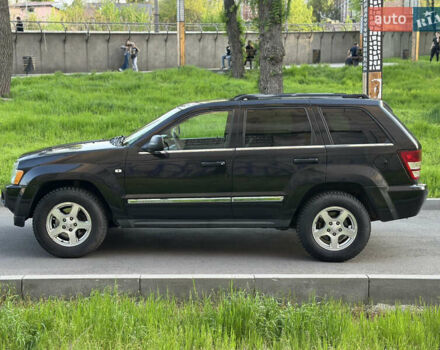 Чорний Джип Grand Cherokee, об'ємом двигуна 2.99 л та пробігом 324 тис. км за 9900 $, фото 1 на Automoto.ua