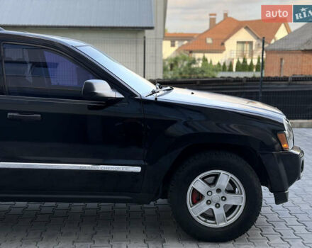 Черный Джип Гранд Чероки, объемом двигателя 3.7 л и пробегом 202 тыс. км за 9300 $, фото 8 на Automoto.ua