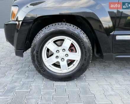 Черный Джип Гранд Чероки, объемом двигателя 3.7 л и пробегом 202 тыс. км за 9300 $, фото 33 на Automoto.ua