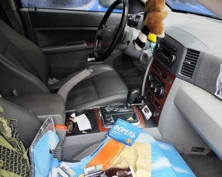 Чорний Джип Grand Cherokee, об'ємом двигуна 3 л та пробігом 300 тис. км за 3300 $, фото 3 на Automoto.ua
