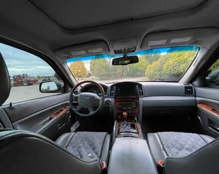 Черный Джип Гранд Чероки, объемом двигателя 3 л и пробегом 245 тыс. км за 8700 $, фото 6 на Automoto.ua