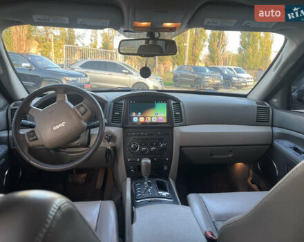 Чорний Джип Grand Cherokee, об'ємом двигуна 2.99 л та пробігом 243 тис. км за 10800 $, фото 17 на Automoto.ua