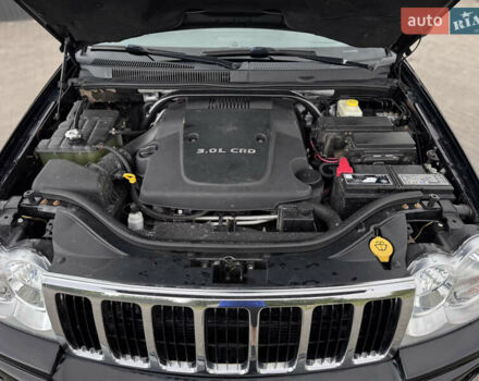 Чорний Джип Grand Cherokee, об'ємом двигуна 2.99 л та пробігом 240 тис. км за 11999 $, фото 37 на Automoto.ua