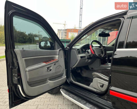 Чорний Джип Grand Cherokee, об'ємом двигуна 3 л та пробігом 283 тис. км за 8500 $, фото 14 на Automoto.ua