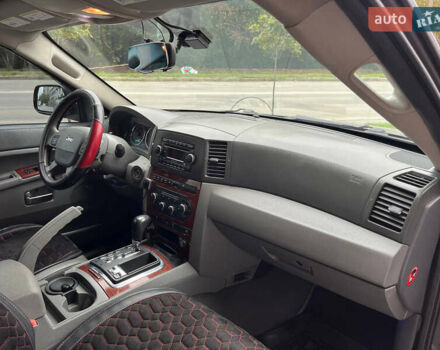 Чорний Джип Grand Cherokee, об'ємом двигуна 3 л та пробігом 283 тис. км за 8500 $, фото 33 на Automoto.ua