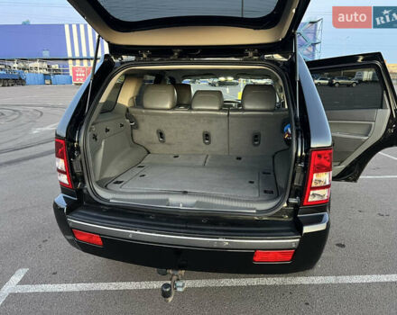 Черный Джип Гранд Чероки, объемом двигателя 2.99 л и пробегом 252 тыс. км за 12000 $, фото 12 на Automoto.ua