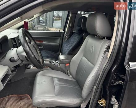 Черный Джип Гранд Чероки, объемом двигателя 2.99 л и пробегом 360 тыс. км за 9999 $, фото 21 на Automoto.ua