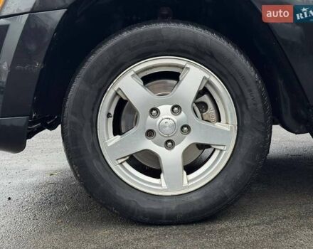 Черный Джип Гранд Чероки, объемом двигателя 2.99 л и пробегом 360 тыс. км за 9999 $, фото 13 на Automoto.ua