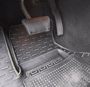 Чорний Джип Grand Cherokee, об'ємом двигуна 2.99 л та пробігом 223 тис. км за 12500 $, фото 20 на Automoto.ua