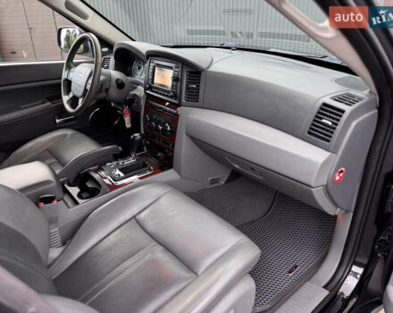 Чорний Джип Grand Cherokee, об'ємом двигуна 2.99 л та пробігом 240 тис. км за 11999 $, фото 16 на Automoto.ua