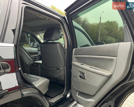 Чорний Джип Grand Cherokee, об'ємом двигуна 3 л та пробігом 283 тис. км за 8500 $, фото 34 на Automoto.ua