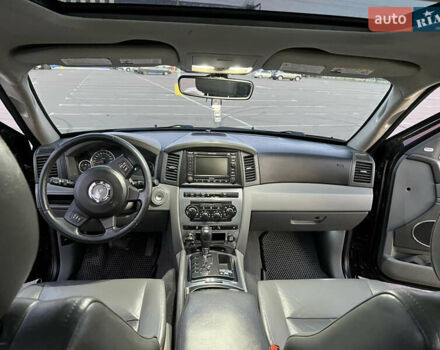 Черный Джип Гранд Чероки, объемом двигателя 2.99 л и пробегом 252 тыс. км за 12000 $, фото 10 на Automoto.ua