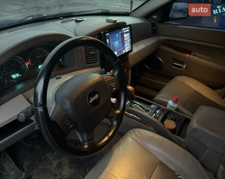 Черный Джип Гранд Чероки, объемом двигателя 2.99 л и пробегом 380 тыс. км за 10700 $, фото 14 на Automoto.ua