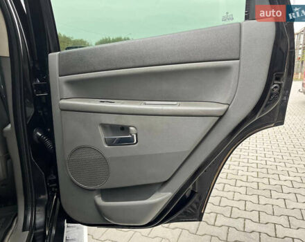 Чорний Джип Grand Cherokee, об'ємом двигуна 3 л та пробігом 283 тис. км за 8500 $, фото 35 на Automoto.ua