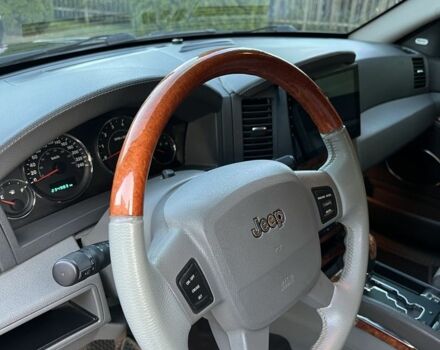 Чорний Джип Grand Cherokee, об'ємом двигуна 3 л та пробігом 235 тис. км за 10999 $, фото 12 на Automoto.ua