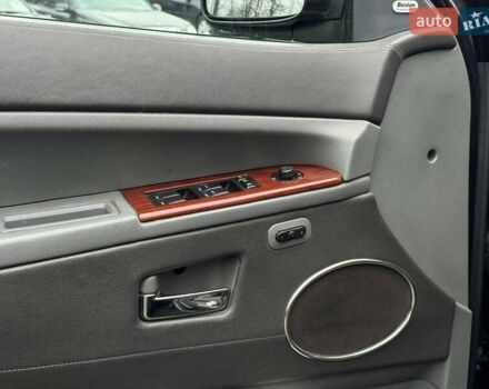 Черный Джип Гранд Чероки, объемом двигателя 2.99 л и пробегом 360 тыс. км за 9999 $, фото 16 на Automoto.ua