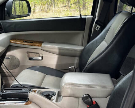 Чорний Джип Grand Cherokee, об'ємом двигуна 2.99 л та пробігом 283 тис. км за 10900 $, фото 17 на Automoto.ua