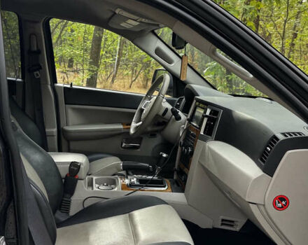 Чорний Джип Grand Cherokee, об'ємом двигуна 2.99 л та пробігом 283 тис. км за 10900 $, фото 16 на Automoto.ua