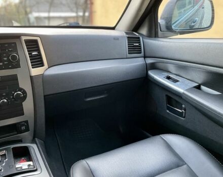 Черный Джип Гранд Чероки, объемом двигателя 3 л и пробегом 265 тыс. км за 9900 $, фото 8 на Automoto.ua