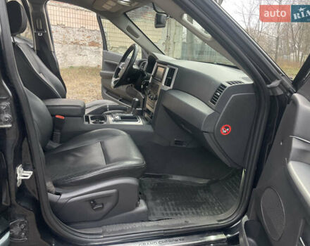 Черный Джип Гранд Чероки, объемом двигателя 3 л и пробегом 252 тыс. км за 9700 $, фото 21 на Automoto.ua