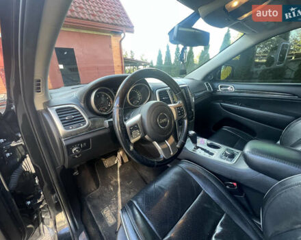 Черный Джип Гранд Чероки, объемом двигателя 2.99 л и пробегом 177 тыс. км за 13900 $, фото 11 на Automoto.ua