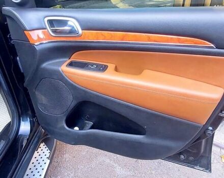 Черный Джип Гранд Чероки, объемом двигателя 2.99 л и пробегом 92 тыс. км за 20000 $, фото 9 на Automoto.ua