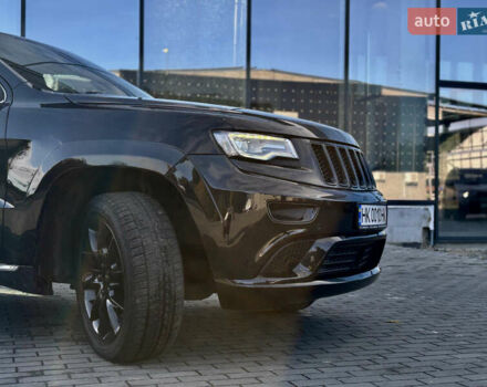 Джип Гранд Чероки 2013 в Костополе на Automoto.ua Черный Джип Гранд Чероки, объемом двигателя 2.99 л и пробегом 337 тыс. км за 16500 $, фото 4 на Automoto.ua