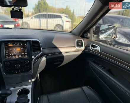 Джип Гранд Чероки 2013 в Одессе на Automoto.ua Черный Джип Гранд Чероки, объемом двигателя 2.99 л и пробегом 171 тыс. км за 24200 $, фото 18 на Automoto.ua