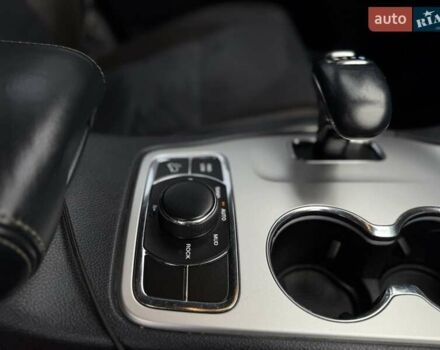 Черный Джип Гранд Чероки, объемом двигателя 2.99 л и пробегом 332 тыс. км за 16900 $, фото 17 на Automoto.ua