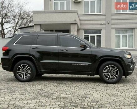 Черный Джип Гранд Чероки, объемом двигателя 2.99 л и пробегом 332 тыс. км за 16900 $, фото 9 на Automoto.ua