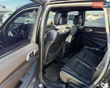 Джип Гранд Чероки 2013 в Одессе на Automoto.ua Черный Джип Гранд Чероки, объемом двигателя 2.99 л и пробегом 171 тыс. км за 24200 $, фото 12 на Automoto.ua