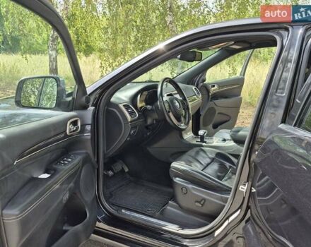 Черный Джип Гранд Чероки, объемом двигателя 2.99 л и пробегом 230 тыс. км за 22200 $, фото 12 на Automoto.ua