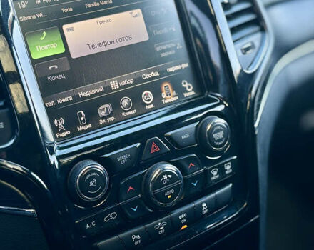 Джип Гранд Чероки 2013 в Костополе на Automoto.ua Черный Джип Гранд Чероки, объемом двигателя 2.99 л и пробегом 337 тыс. км за 16500 $, фото 24 на Automoto.ua