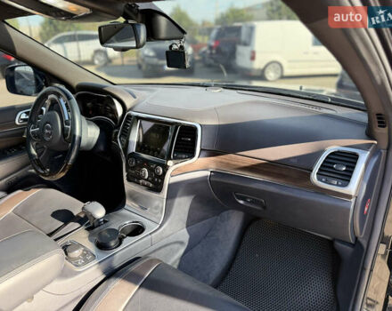 Джип Гранд Чероки 2013 в Одессе на Automoto.ua Черный Джип Гранд Чероки, объемом двигателя 2.99 л и пробегом 171 тыс. км за 24200 $, фото 10 на Automoto.ua