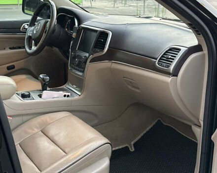 Чорний Джип Grand Cherokee, об'ємом двигуна 2.99 л та пробігом 200 тис. км за 19500 $, фото 7 на Automoto.ua