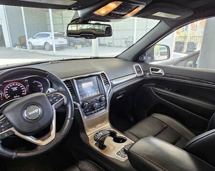 Черный Джип Гранд Чероки, объемом двигателя 5.65 л и пробегом 180 тыс. км за 22500 $, фото 10 на Automoto.ua