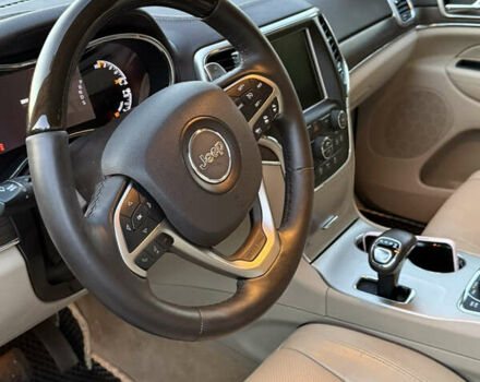 Черный Джип Гранд Чероки, объемом двигателя 2.99 л и пробегом 200 тыс. км за 19000 $, фото 5 на Automoto.ua