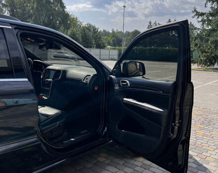 Чорний Джип Grand Cherokee, об'ємом двигуна 2.99 л та пробігом 220 тис. км за 15000 $, фото 23 на Automoto.ua