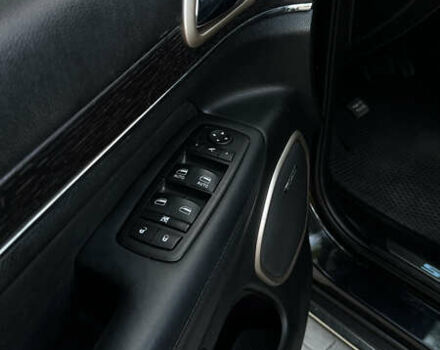 Черный Джип Гранд Чероки, объемом двигателя 2.99 л и пробегом 220 тыс. км за 21900 $, фото 28 на Automoto.ua