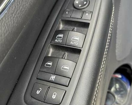 Черный Джип Гранд Чероки, объемом двигателя 3.6 л и пробегом 165 тыс. км за 19000 $, фото 9 на Automoto.ua