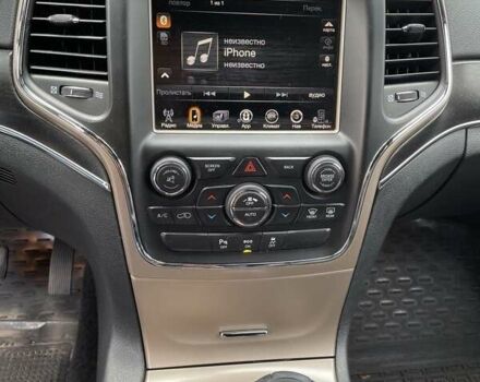 Чорний Джип Grand Cherokee, об'ємом двигуна 2.99 л та пробігом 71 тис. км за 32999 $, фото 3 на Automoto.ua