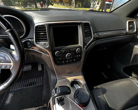 Чорний Джип Grand Cherokee, об'ємом двигуна 2.99 л та пробігом 220 тис. км за 15000 $, фото 19 на Automoto.ua