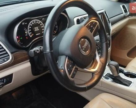 Джип Гранд Чероки 2016 в Киеве на Automoto.ua Черный Джип Гранд Чероки, объемом двигателя 3.6 л и пробегом 121 тыс. км за 22500 $, фото 10 на Automoto.ua