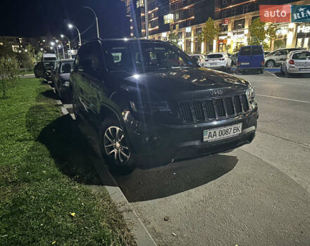 Джип Гранд Чероки 2016 в Киеве на Automoto.ua Черный Джип Гранд Чероки, объемом двигателя 3.6 л и пробегом 139 тыс. км за 23000 $, фото 23 на Automoto.ua